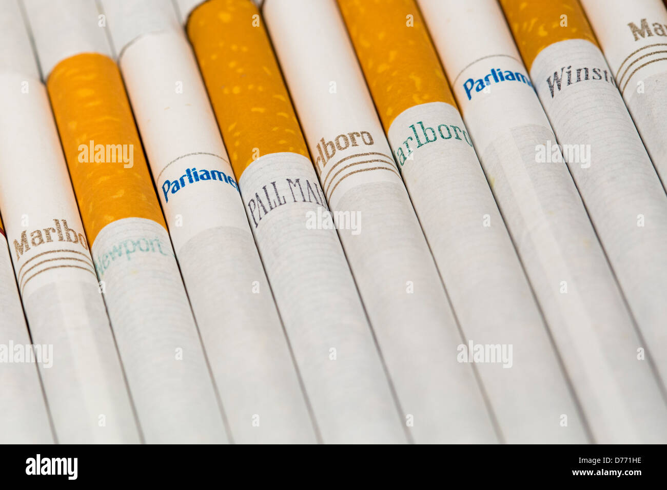 Verschiedene Lose Zigaretten Marlboro Pall Mall Winston Camel Parlament Newport American Spirit Stockfotografie Alamy