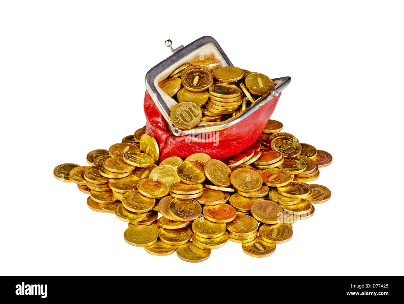 Alte rote Handtasche mit goldenen Münzen isoliert auf weißem Hintergrund Stockfoto
