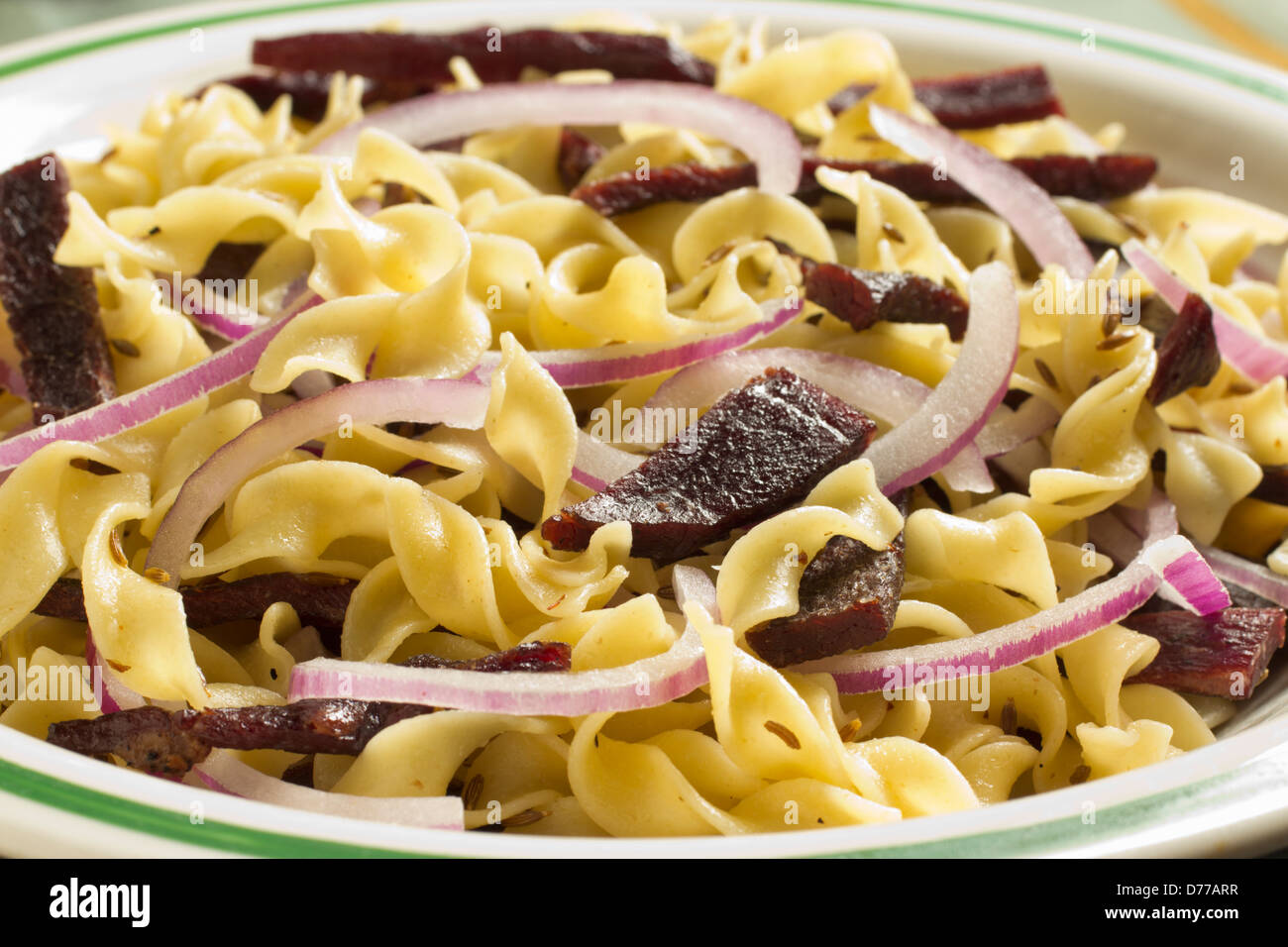 Usbekische getrocknetes Rindfleisch und Nudeln: Norin Stockfoto