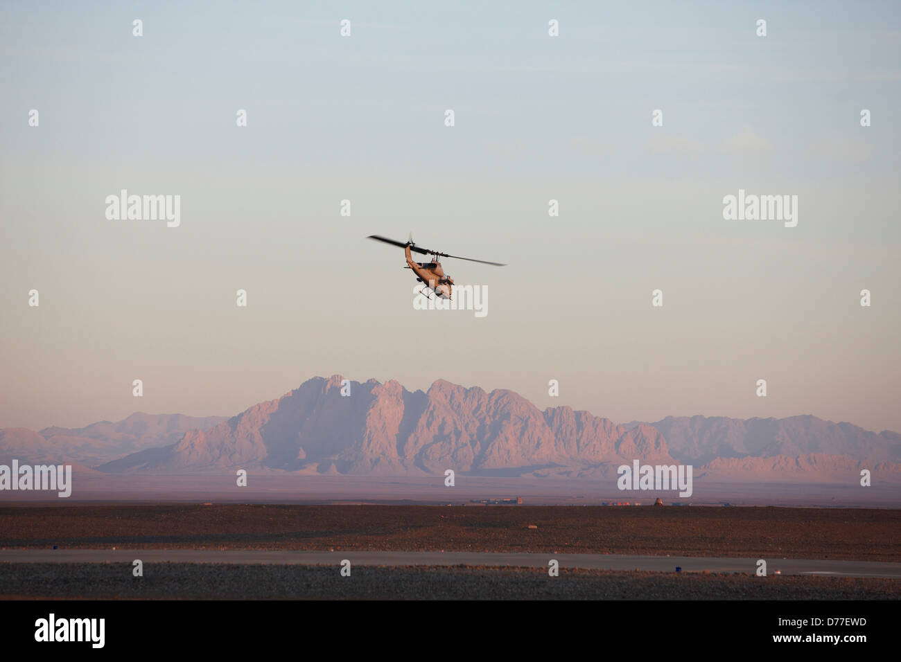 United States Marine Corps AH-1W Pkw startet Camp Bastion der Provinz Helmand Afghanistan Stockfoto