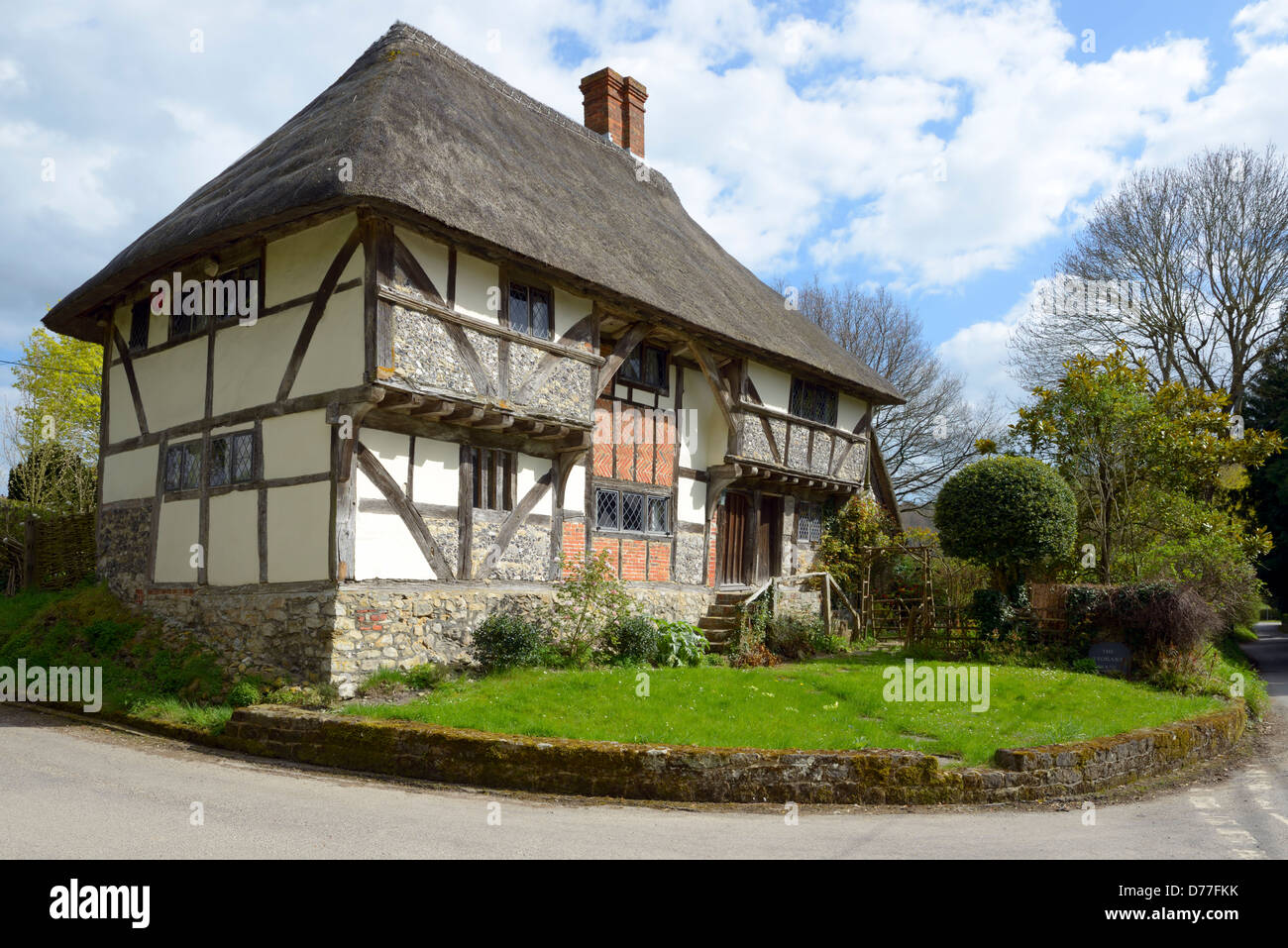 Die halb Fachwerkhaus mittelalterlichen Yeoman Haus in Dorf Bignor, West Sussex, Großbritannien Stockfoto