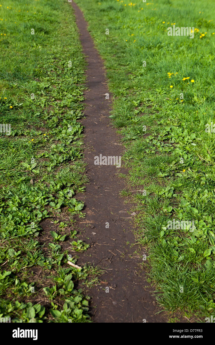 Fußweg in die Landschaft Tschechien Stockfoto