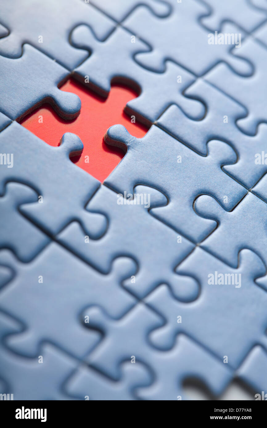 abstrakte Puzzle-Hintergrund mit einem fehlenden Stück Stockfoto