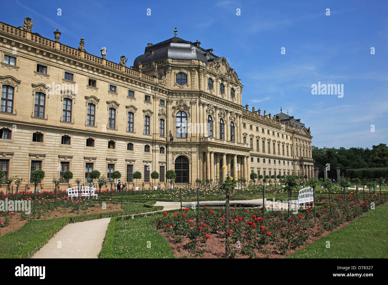 Deutschland, Bayern, romantische Straße, Würzburger Residenz mit dem Hofgarten Stockfoto