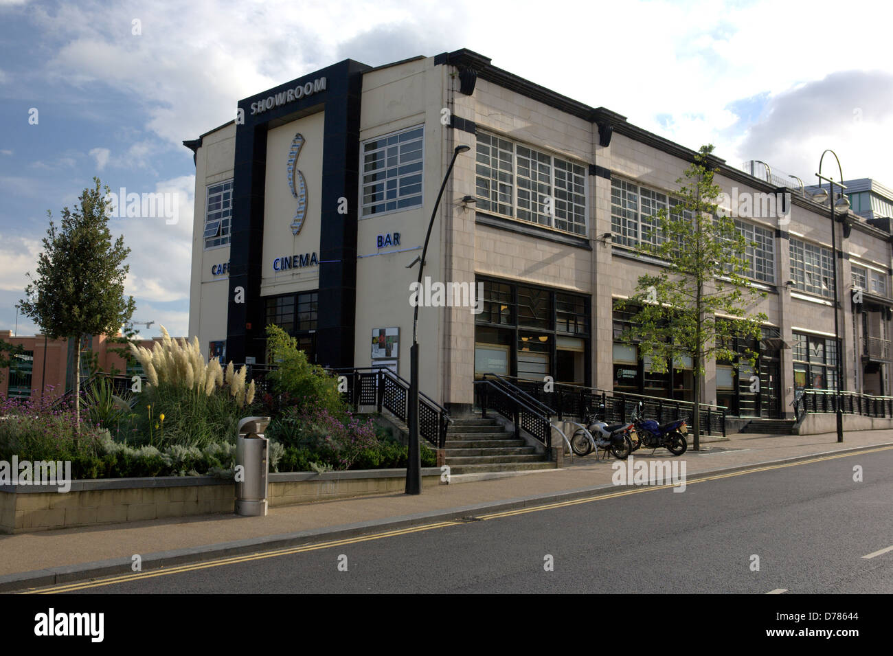 Das Showroom-Kino ist eine unabhängige Arthouse-Kino in Sheffield, England. Es befindet sich in einem Art Deco-Gebäude von 1936 Stockfoto