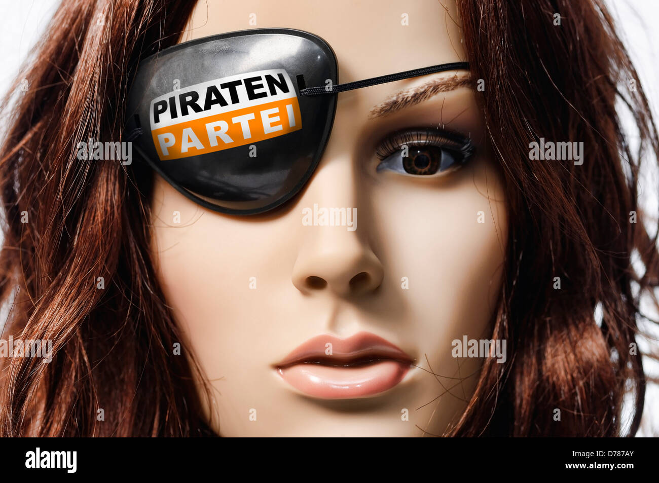 Puppe mit Piraten Augenklappe, symbolische Foto Piratenpartei Stockfoto