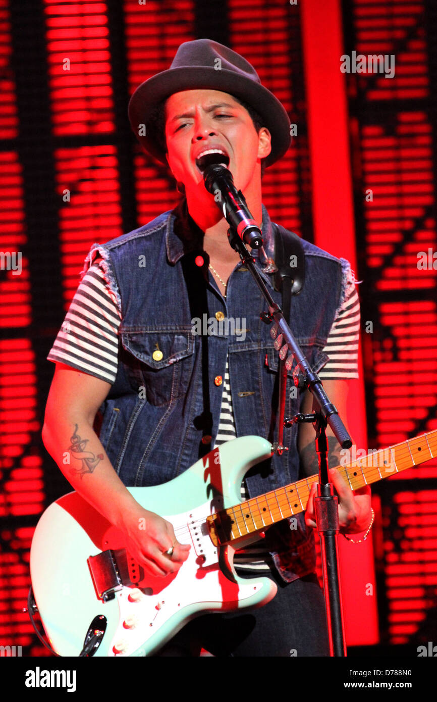 Bruno Mars die live in der Pearl-Theater innen das Palms Hotel and Casino Las Vegas, Nevada - 16.06.11 Stockfoto