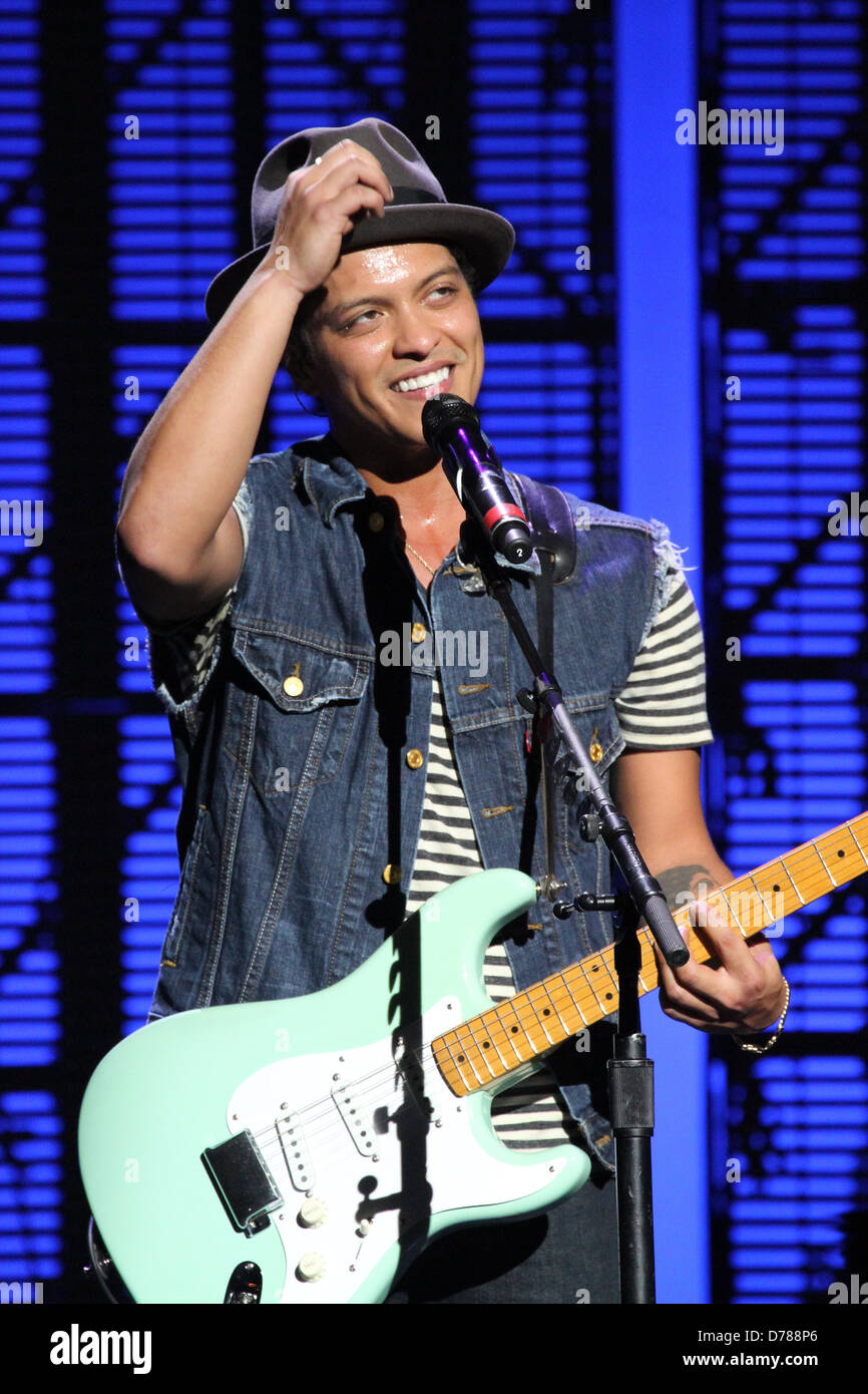 Bruno Mars die live in der Pearl-Theater innen das Palms Hotel and Casino Las Vegas, Nevada - 16.06.11 Stockfoto