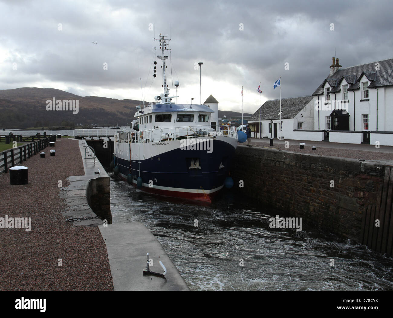 Der Sepa wissenschaftliche Umfrage Schiff Sir John Murray eingabe Caledonian Canal in Corpach Fort William Schottland april 2013 Stockfoto