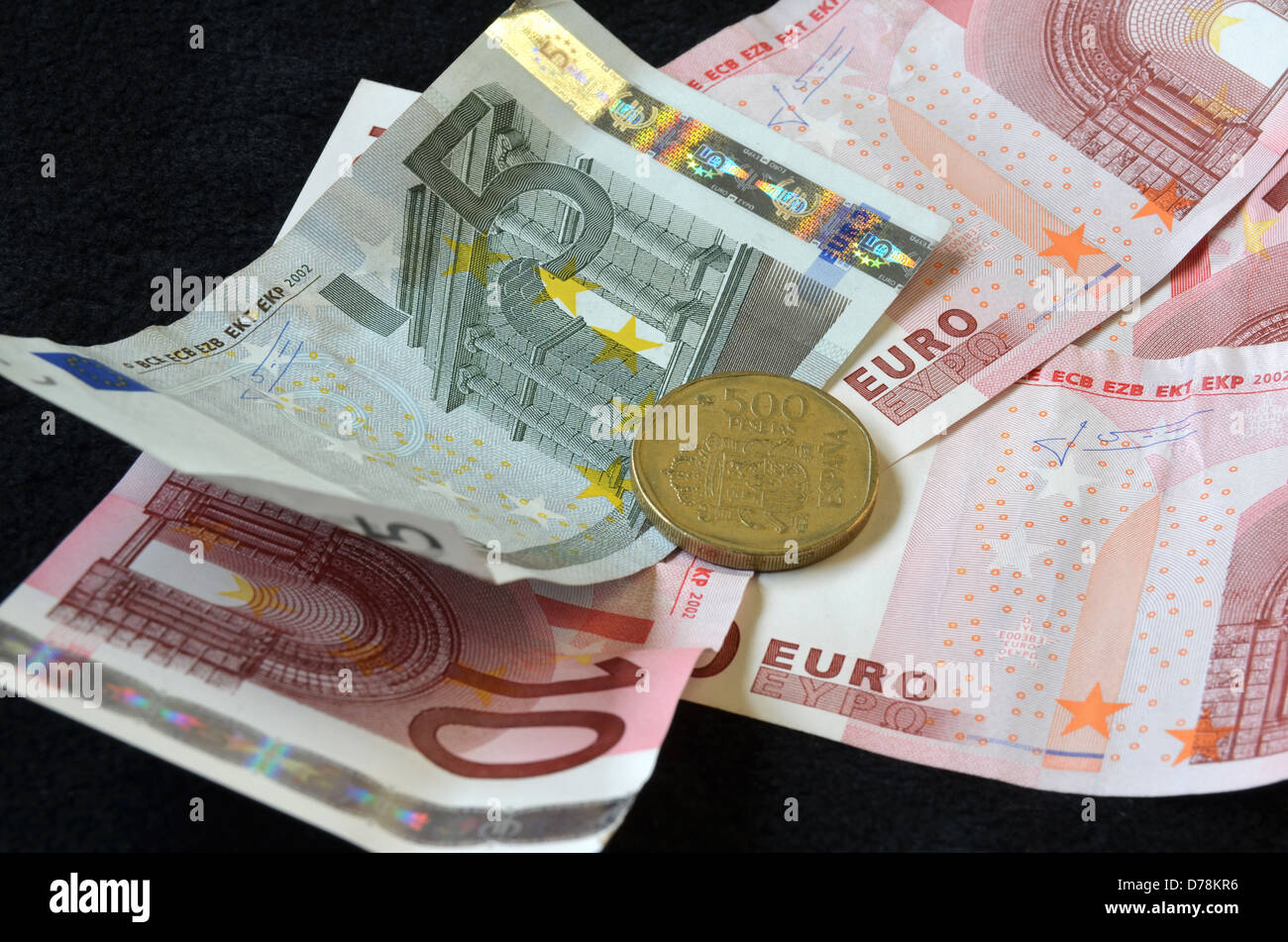 eine fünfhundert Paseta Münze in Notizen Eurozahl 3301 Stockfoto