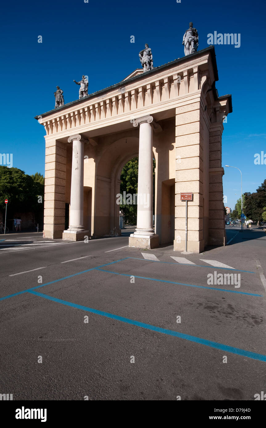 Italien, Lombardei, Crema, Arco di Porta Serio, Stadttor von Faustino Rodi Architekt vom 1805 Stockfoto