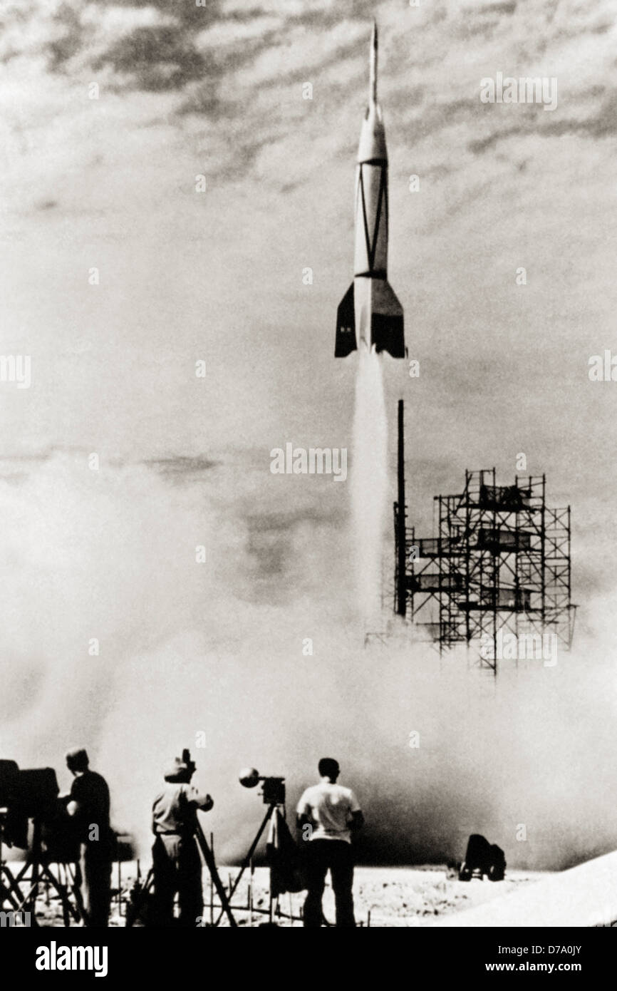 V-2 Rakete ins Leben gerufen Stockfoto