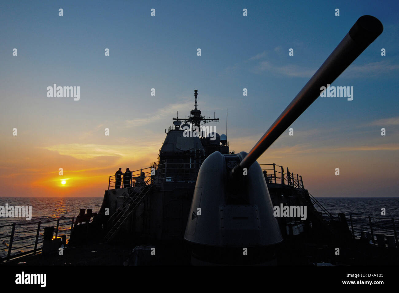 USS Monterey im Gange im Mittelmeer Stockfoto