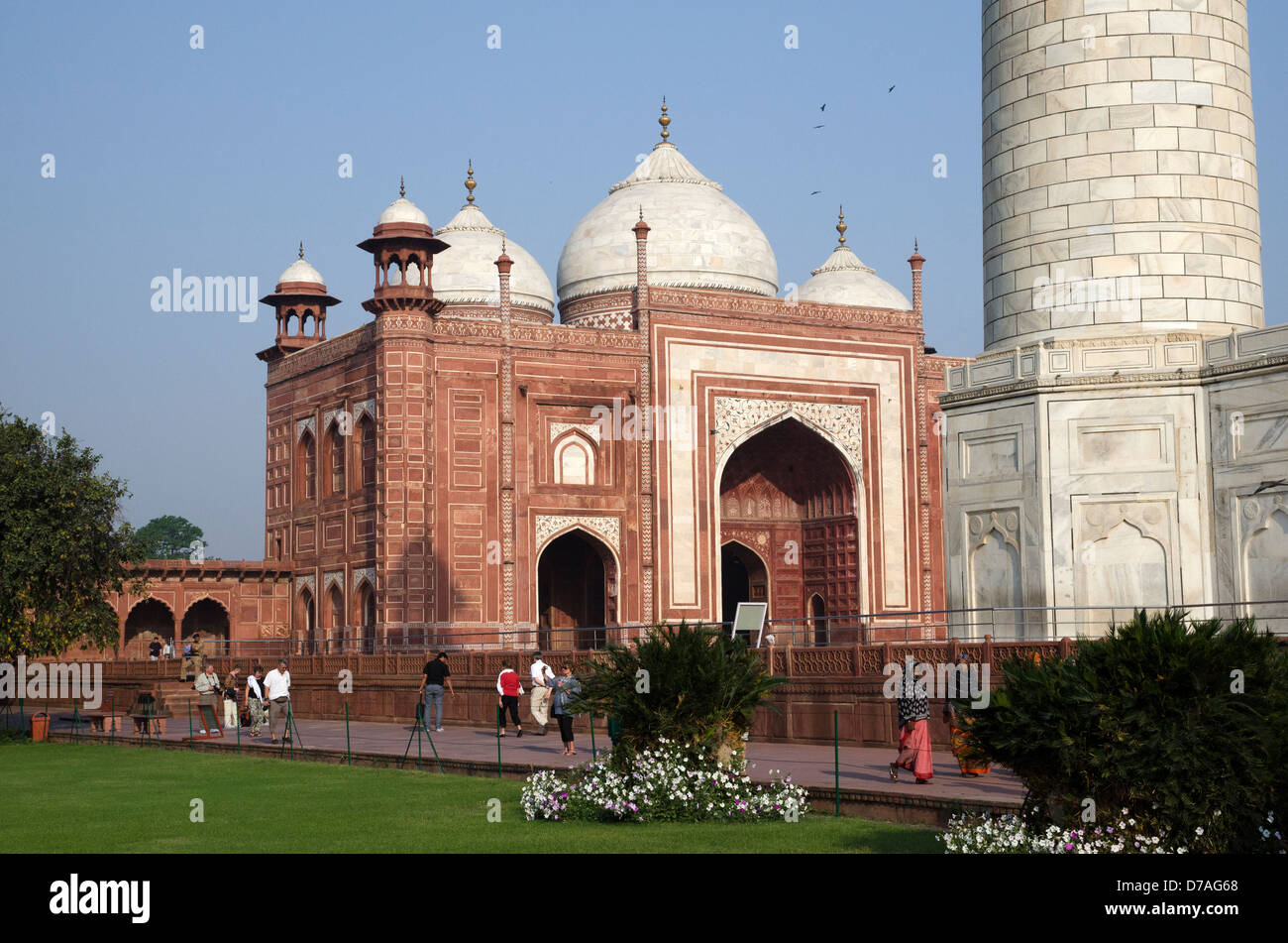 Taj Mahal, Königspalast, Mughal, weiß, Marmor, Mausoleum, alten, legendären, Minarett, Moschee beten, Agra, Uttar Pradesh, Indien Stockfoto
