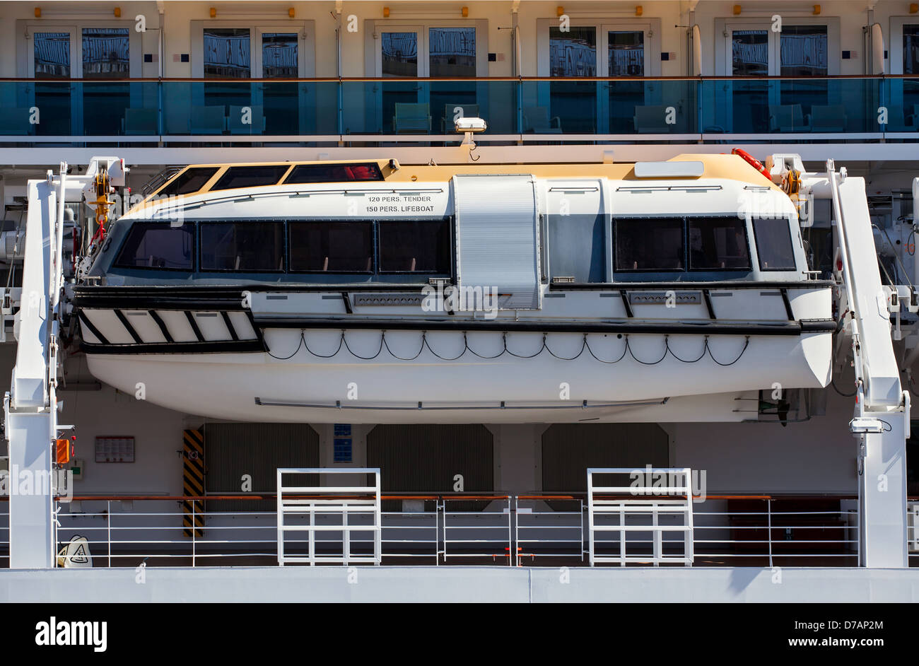 Rettungsboot Schiff Closeup Beifahrerseite Stockfoto