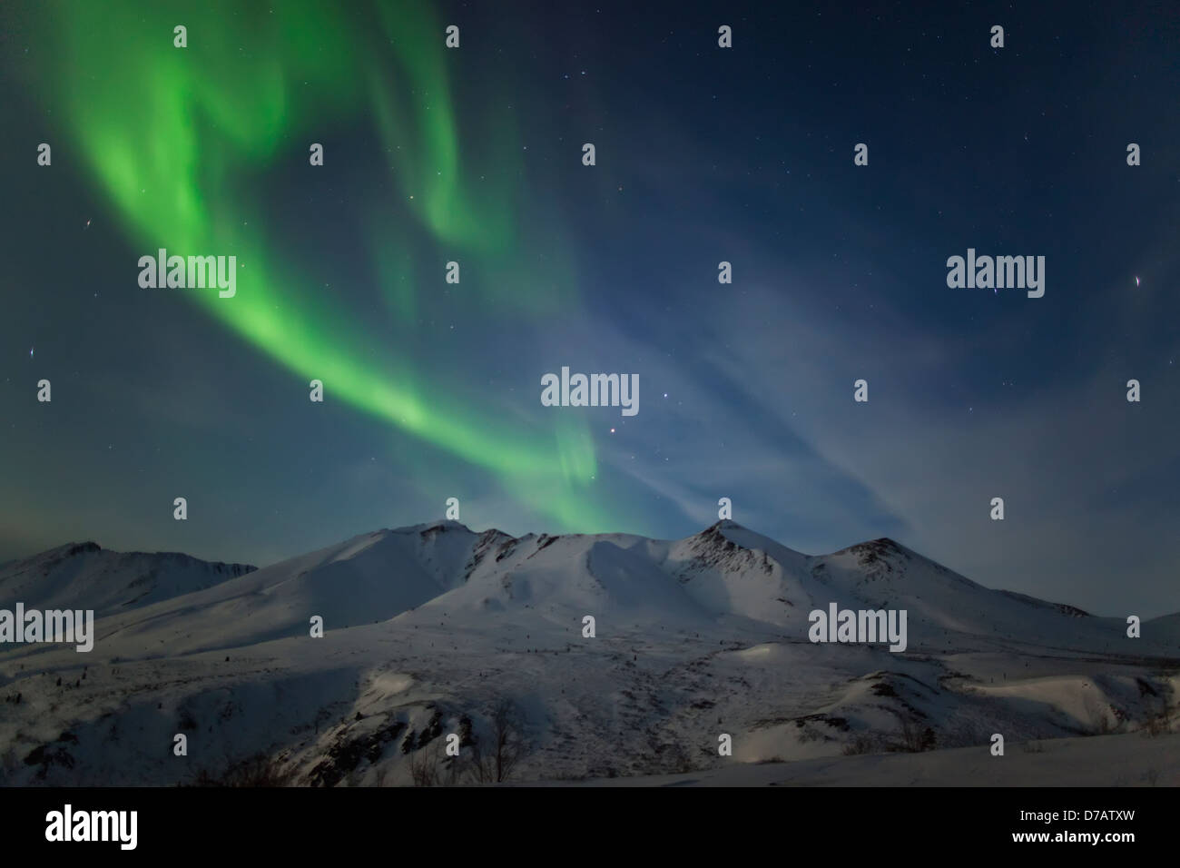 Aurora Borealis Tänze über den Klondike-Tal in Tombstone territorial Park; Yukon Kanada Stockfoto