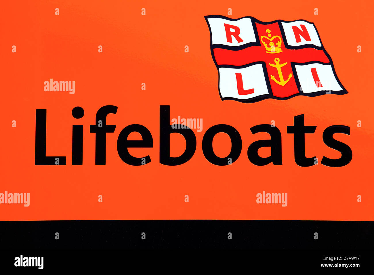 R N L ich Rettungsboote unterzeichnen, RNLI-Logo von der Royal National Lifeboat Institution, britischer VK Stockfoto
