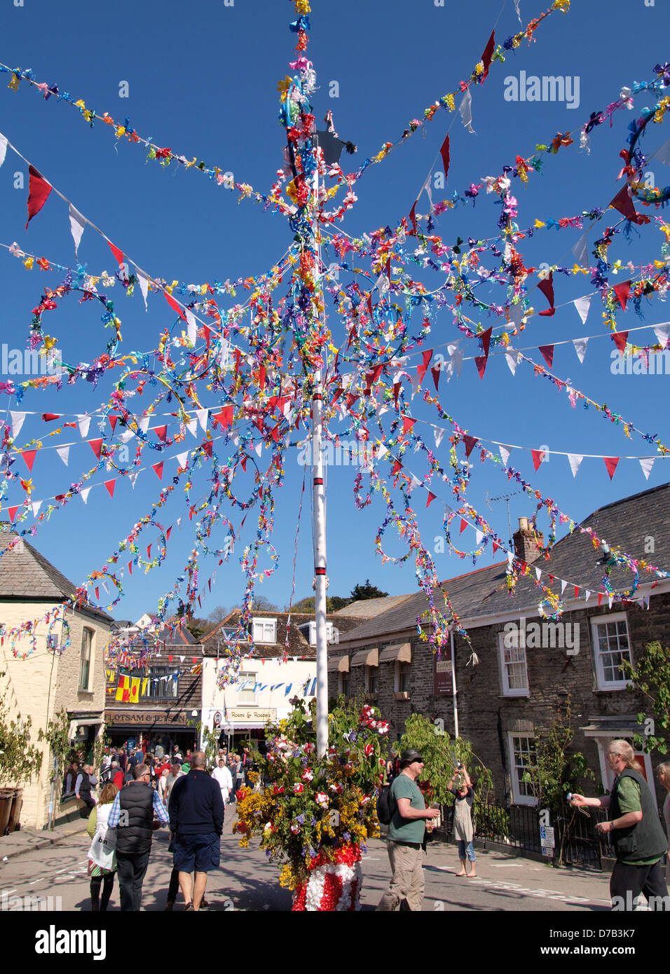 Maibaum in Padstow May Day ' Obby ' Oss Festivaltage, Cornwall, UK 2013 Stockfoto