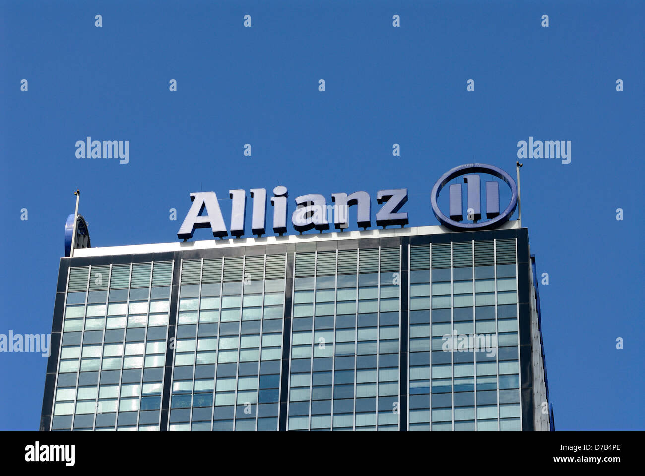 Hauptsitz der deutschen Versicherung riesige Allianz, Treptow, Berlin. Deutschland. Stockfoto