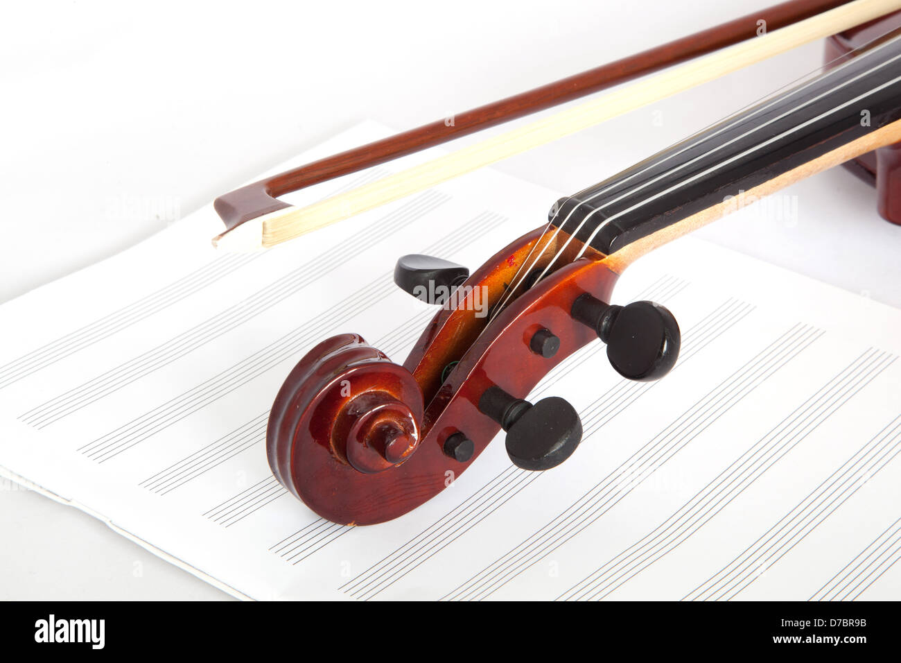 Geige und musikalische Notizbuch Stockfoto