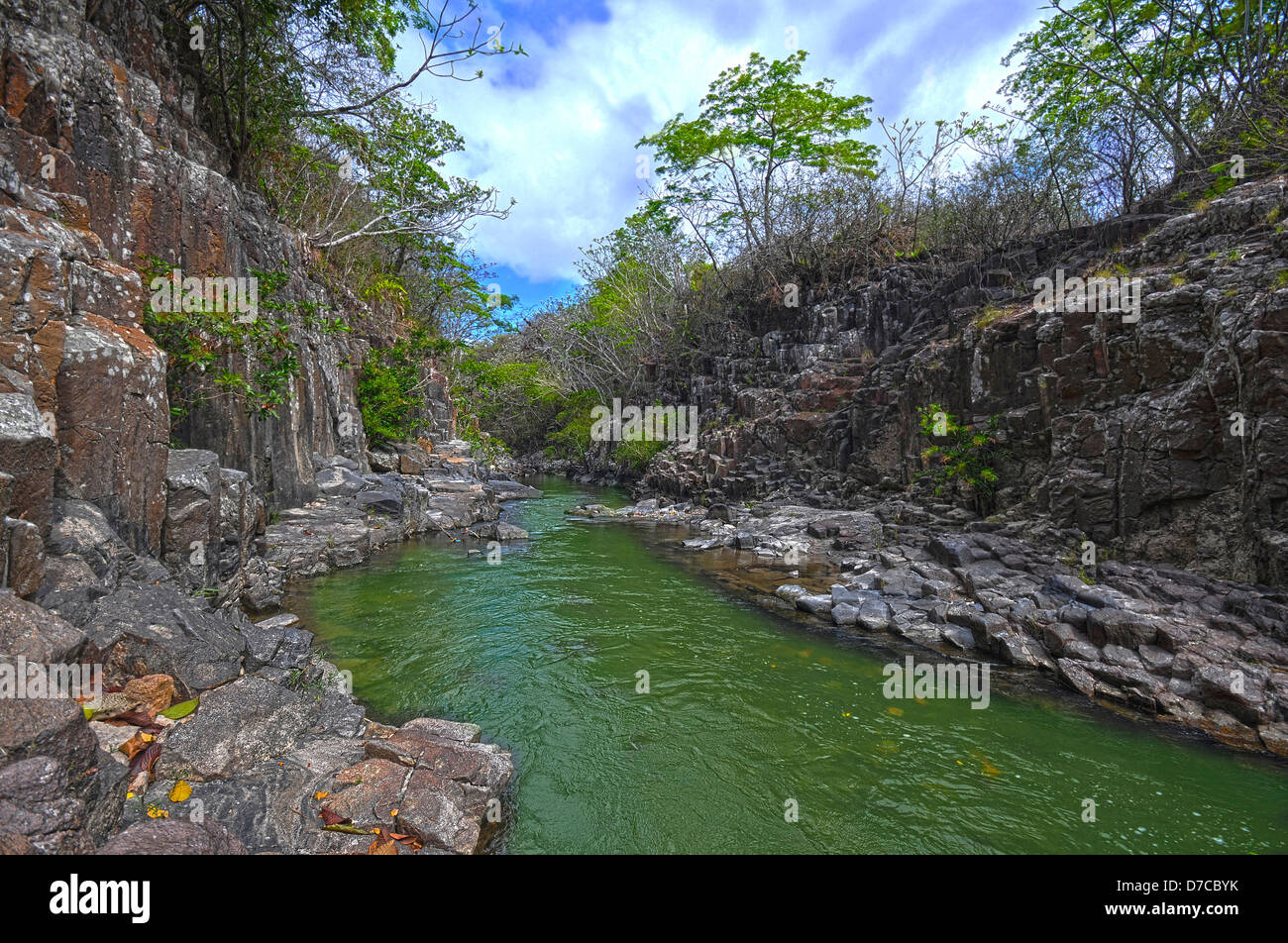 Rocky River Ursache in den Bergen von Panama, Mittelamerika Stockfoto