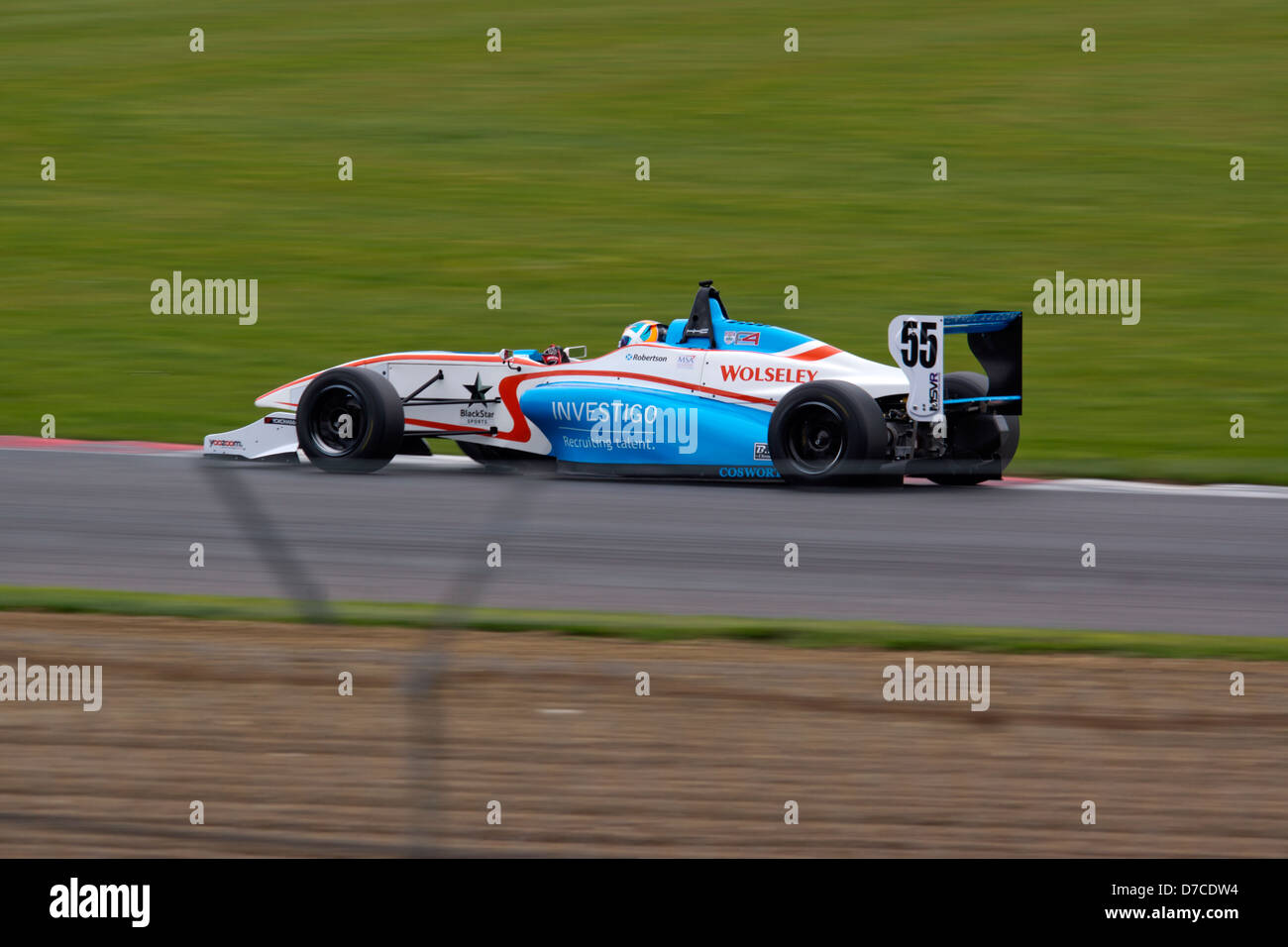 F4 (Formel 4) Auto in Silverstone im Vereinigten Königreich Apr 2013 Stockfoto