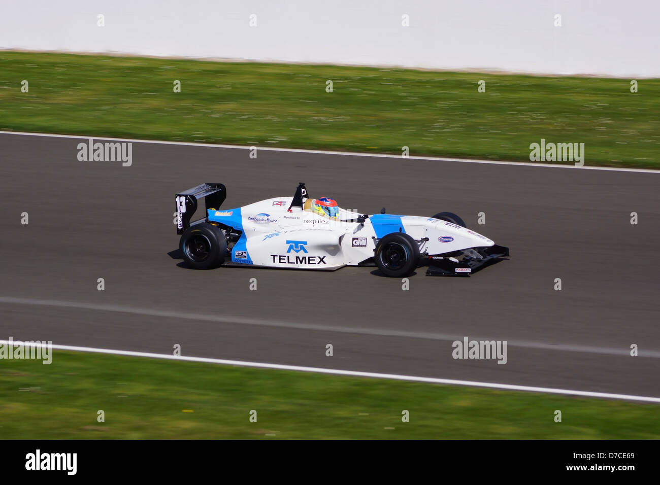 F4 (Formel 4) Auto in Silverstone im Vereinigten Königreich Apr 2013 Stockfoto