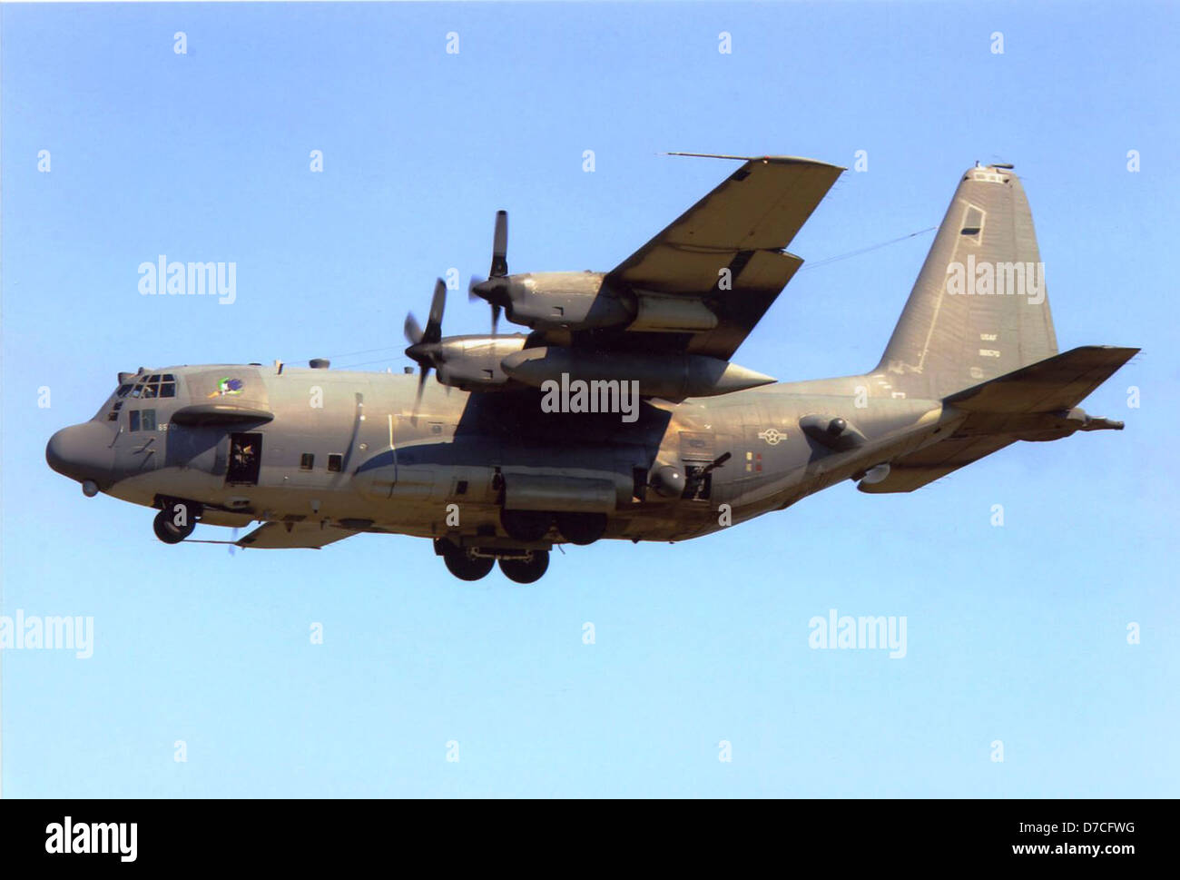 Dieses Foto zeigt das Lockheed AC-130H „Fatal Attraction“-Kanonenschiff, ein Spezialflugzeug, das im Mai 1988 von der U.S. Air Force auf dem Hurlburt Field eingesetzt wurde. Stockfoto