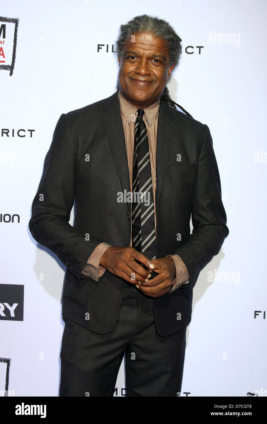 Elvis Mitchell "The Rum Diary" Premiere statt im LACMA Bing Theater - Ankünfte Los Angeles, Kalifornien - 13.10.11 Stockfoto