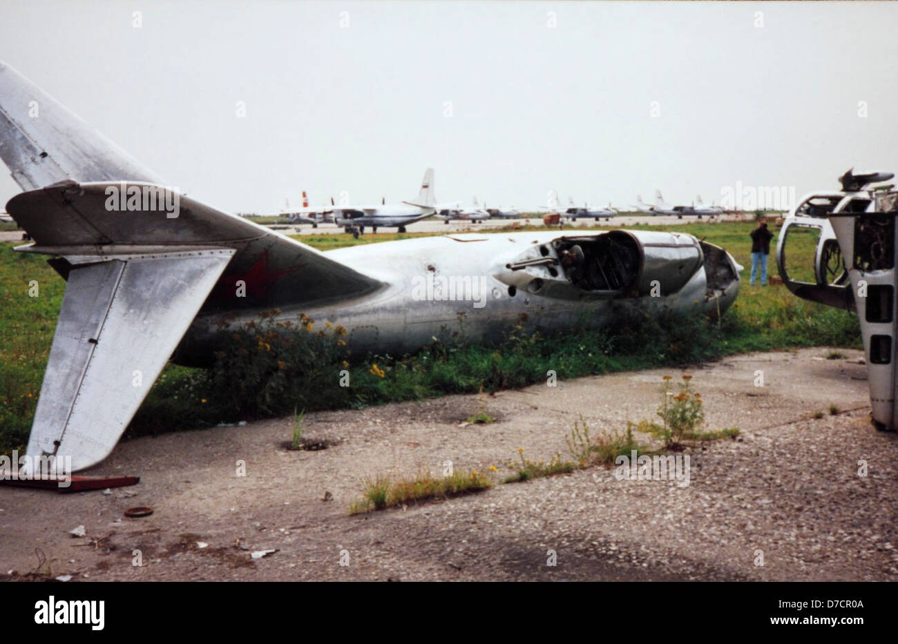 Dieses Bild zeigt eine MiG-15 UTI, ein Jet-Flugzeug, das von verschiedenen Luftstreitkräften eingesetzt wird. Die MiG-15 war eines der ersten erfolgreichen sowjetischen Entwürfe, die die Entwicklung von Kampfflugzeugen während des Kalten Krieges beeinflussten. Stockfoto