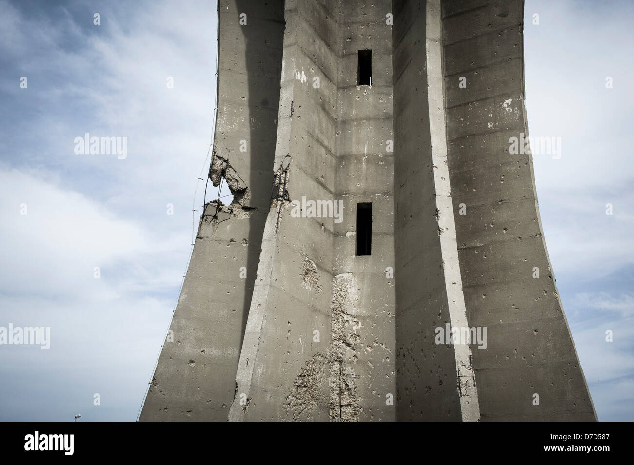 Vukovar, Kroatien auf 02.05.2013 zerstört der Turm, Wahrzeichen der Stadt durch die jugoslawische Armee während des Krieges im Jahr 1991.  von Wiktor Dabkowski Stockfoto