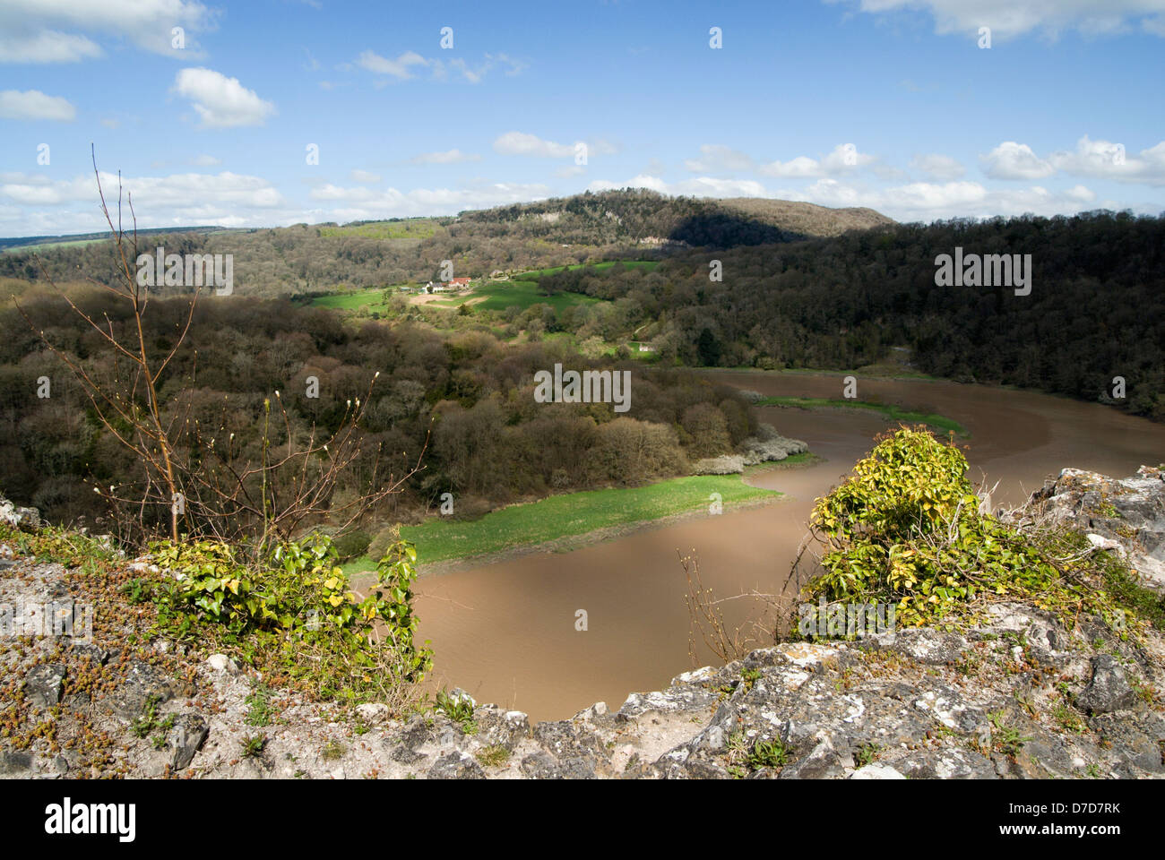 Fluss Wye aus Wintours Sprung auf Offas Dyke Footpath nahe Chepstow Englisch-walisischen Grenze Stockfoto
