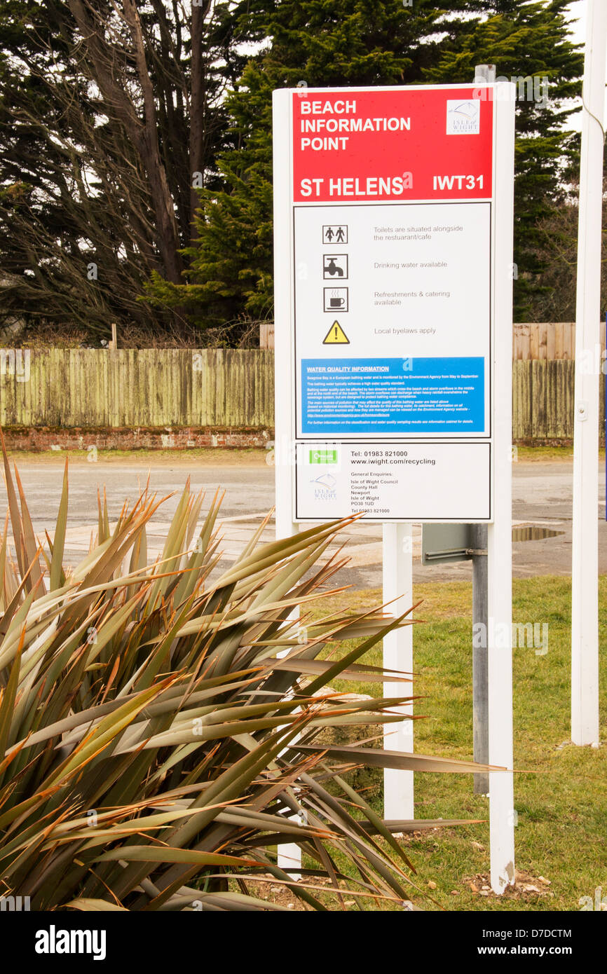 Strand-Info-Point gesendet am St Helens Strand auf der Isle Of Wight die lokalen Informationen und Sicherheit Stockfoto