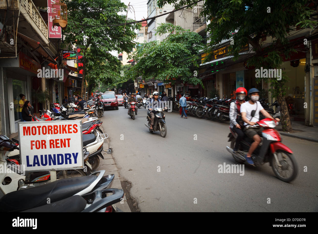 Ein Motorrad mieten in der Altstadt, Hanoi Stockfoto