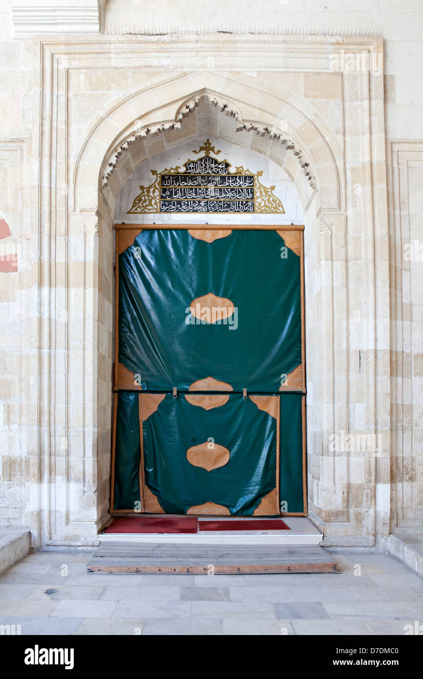 Tür des Uc Serefeli Moschee in Edirne Stockfoto