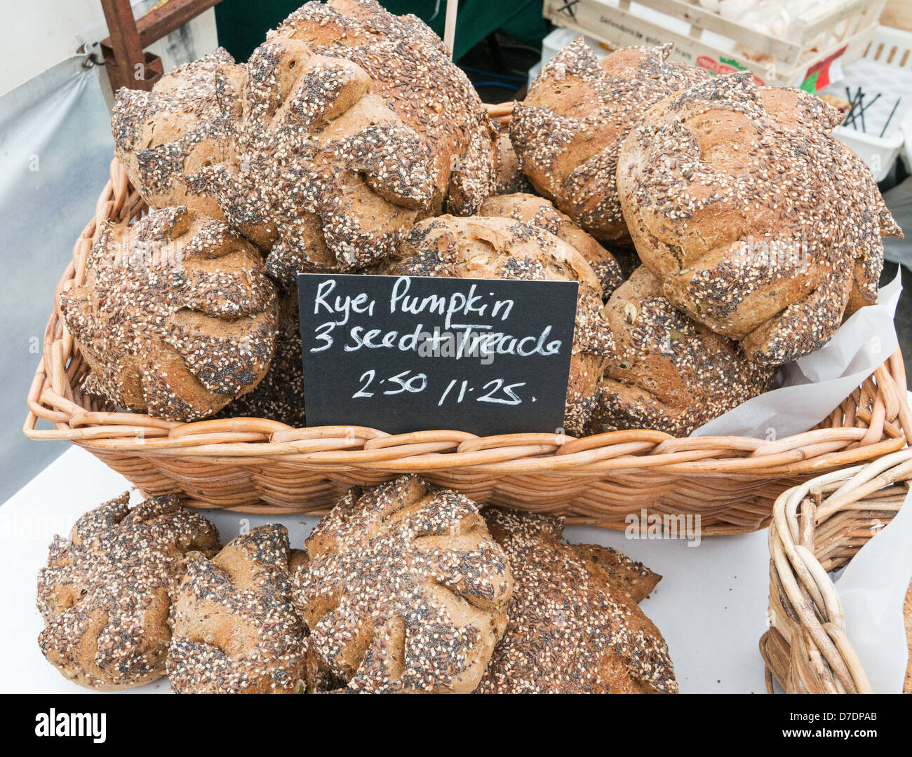 Roggenbrot Kürbis Handwerker Dales Festival of Food Leyburn Yorkshire England UK Stockfoto