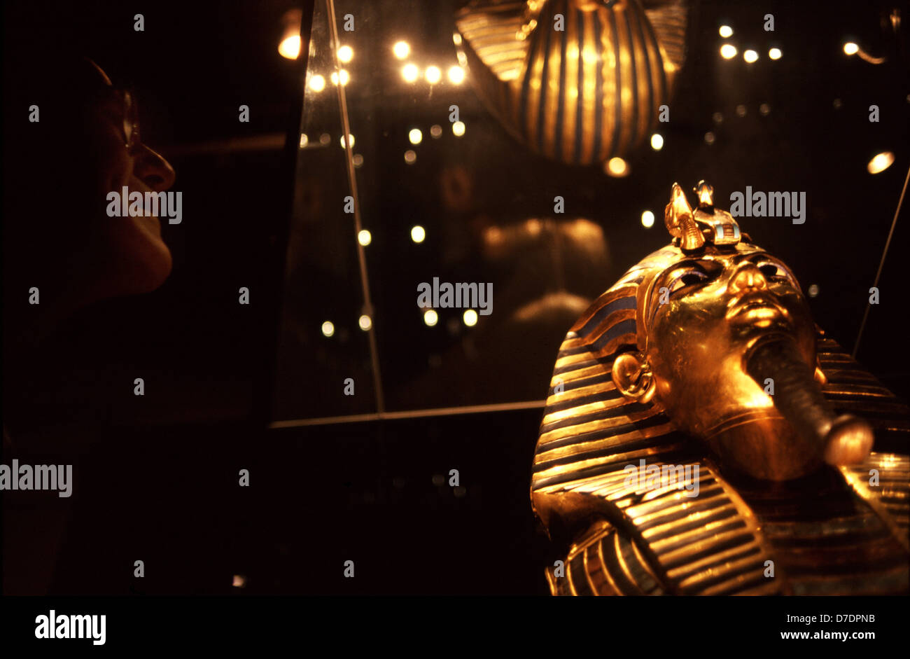 Die Totenmaske der 18. Dynastie alten ägyptischen Pharaos Tutanchamun