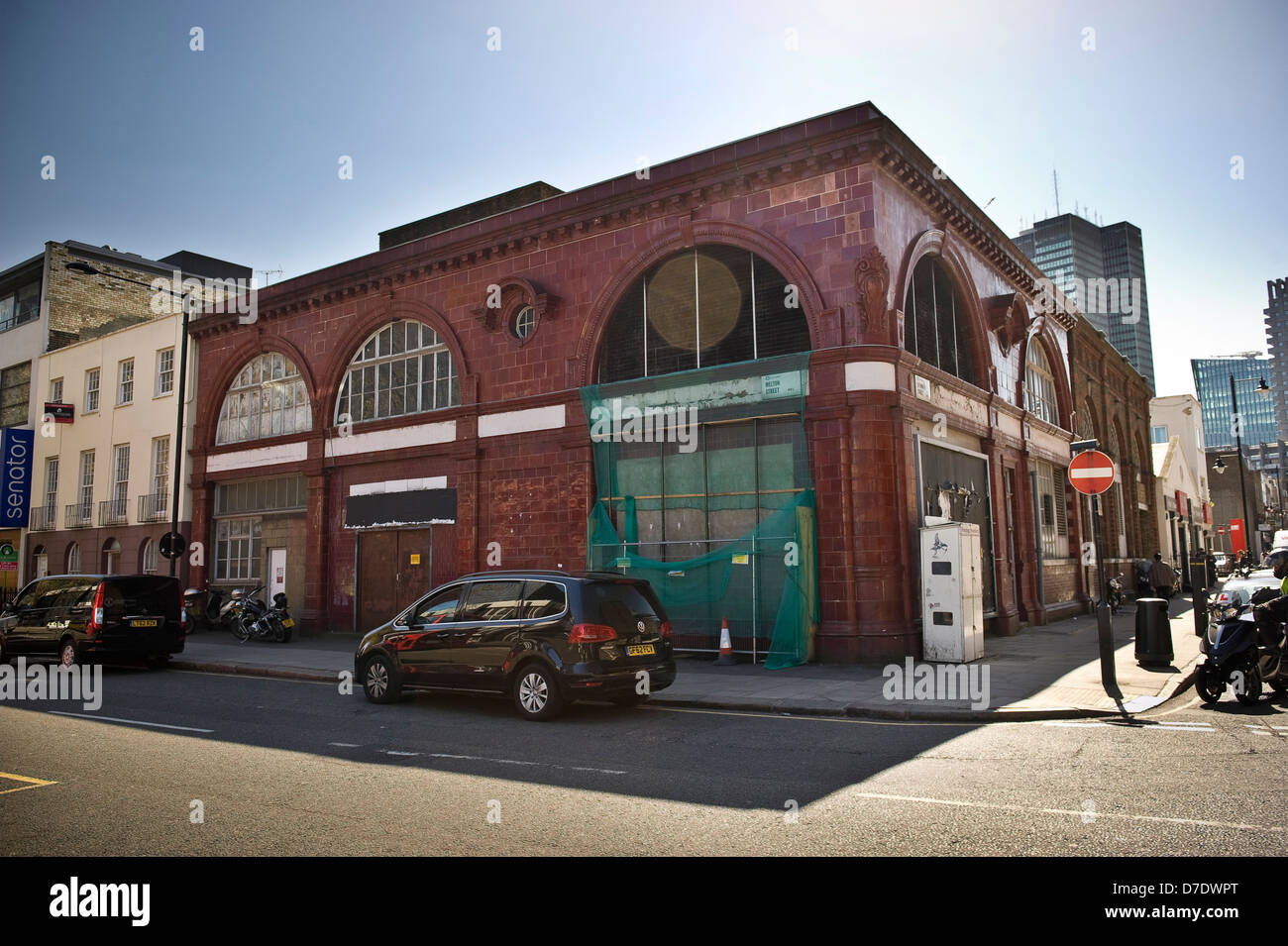 Der alte Eingang/Ausgang für Euston Northern Line U-Bahn-Station, London, UK Stockfoto
