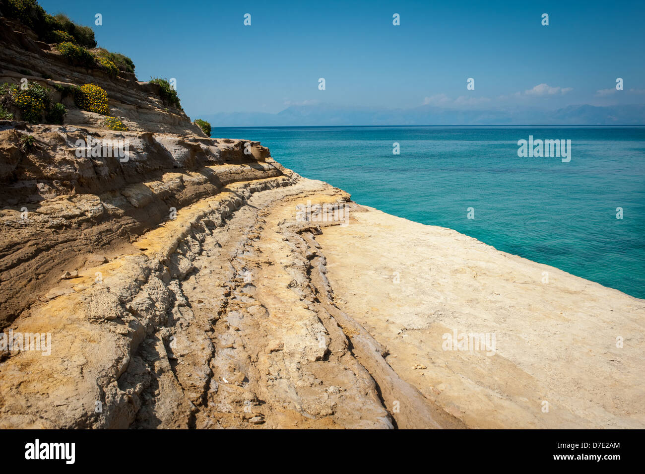 Einer der vielen Ufer bestaunen auf den Strand von Sidari, Korfu, Kerkyra, Griechenland Stockfoto