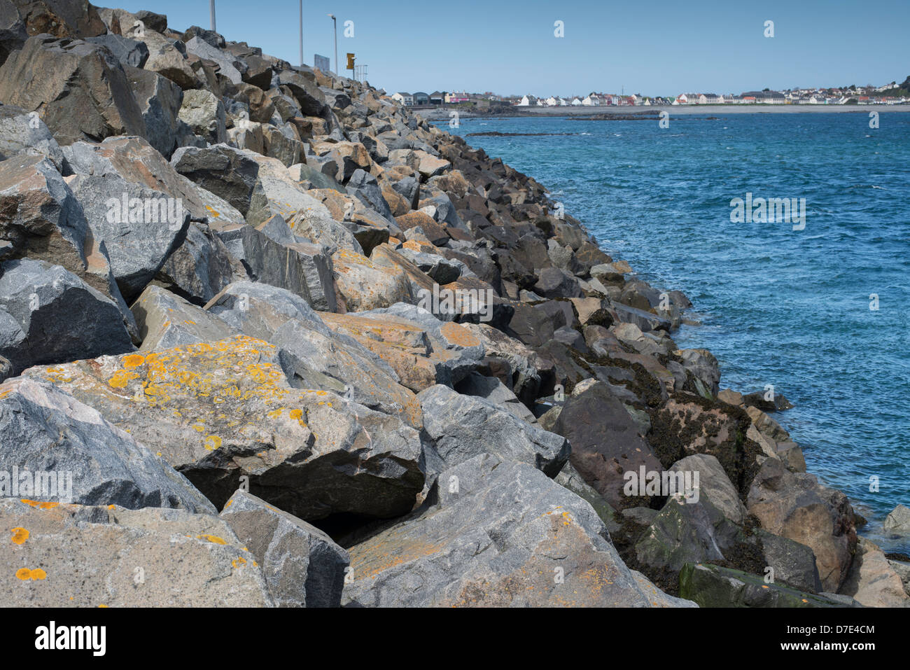 Rock Rüstung Meer Verteidigungen in St Peter Port, Guernsey. Stockfoto