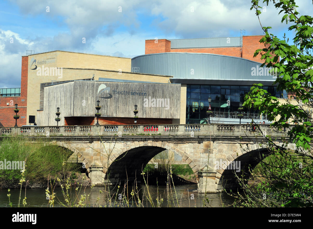 Theatre Severn, Shrewsbury, UK. Ein neu entwickeltes regionale Theater auf den Fluss Severn bei Welsh-Brücke. Stockfoto