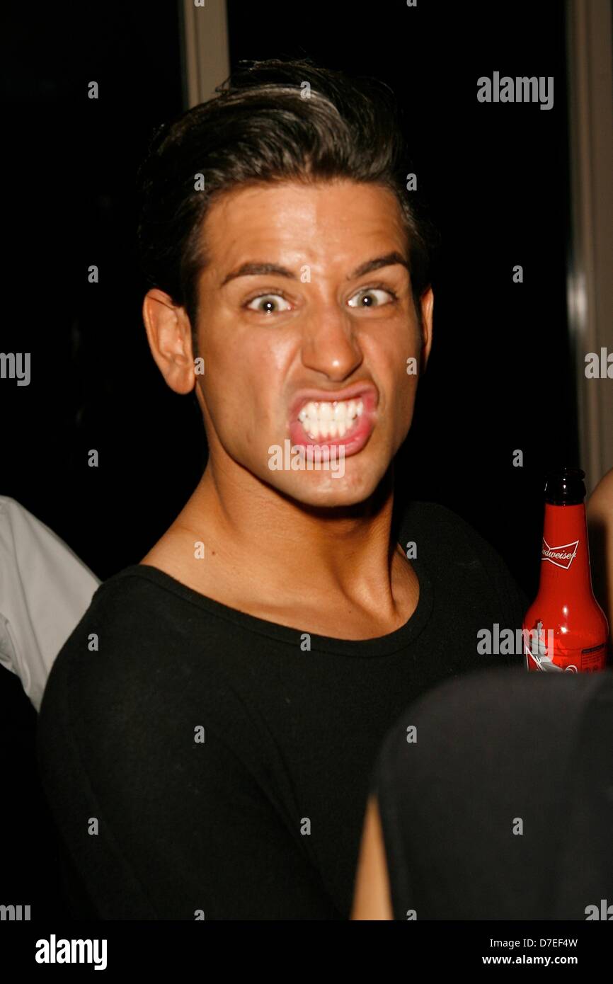 Telford, Shropshire, UK. 5. Mai 2013. Ollie Locke von made in Chelsea machte einen erraten Auftritt bei Pussycats Nite Club im Teford Königreich. Stockfoto