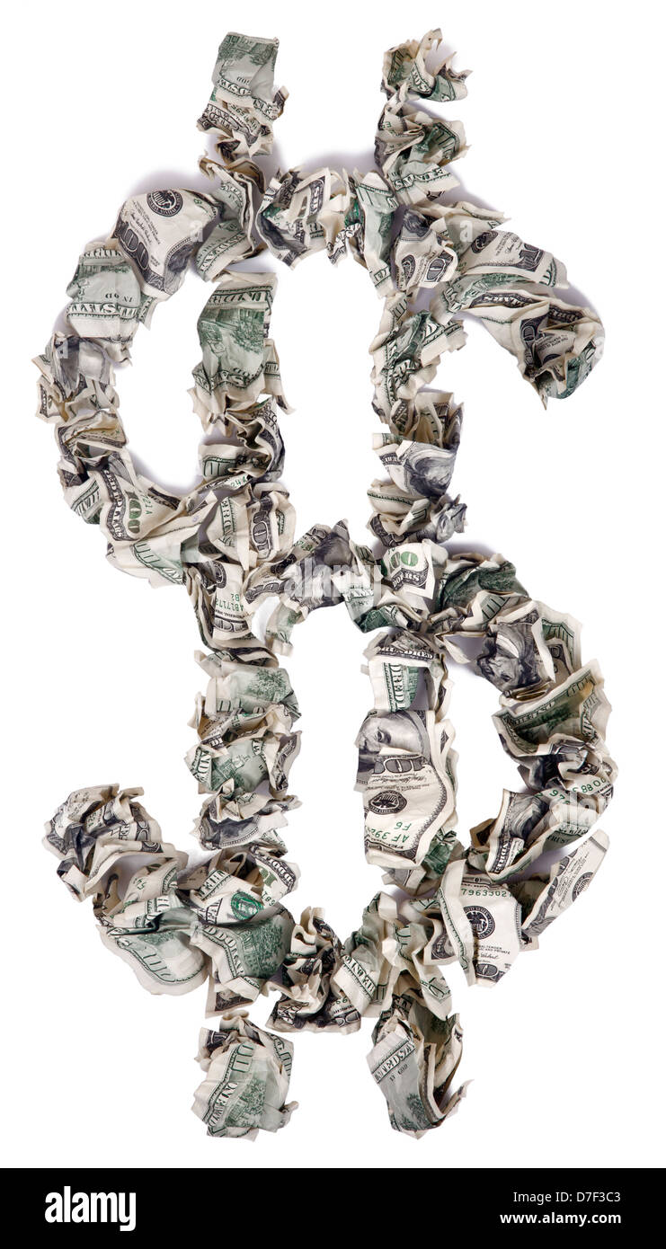 Das Dollarzeichen aus gekräuselten 100$ Rechnungen gemacht. Isoliert auf weißem Hintergrund. Stockfoto