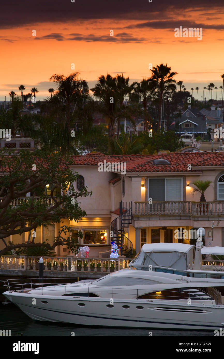 Yachten auf Harbor Island, Newport Beach, Orange County, Kalifornien. Stockfoto