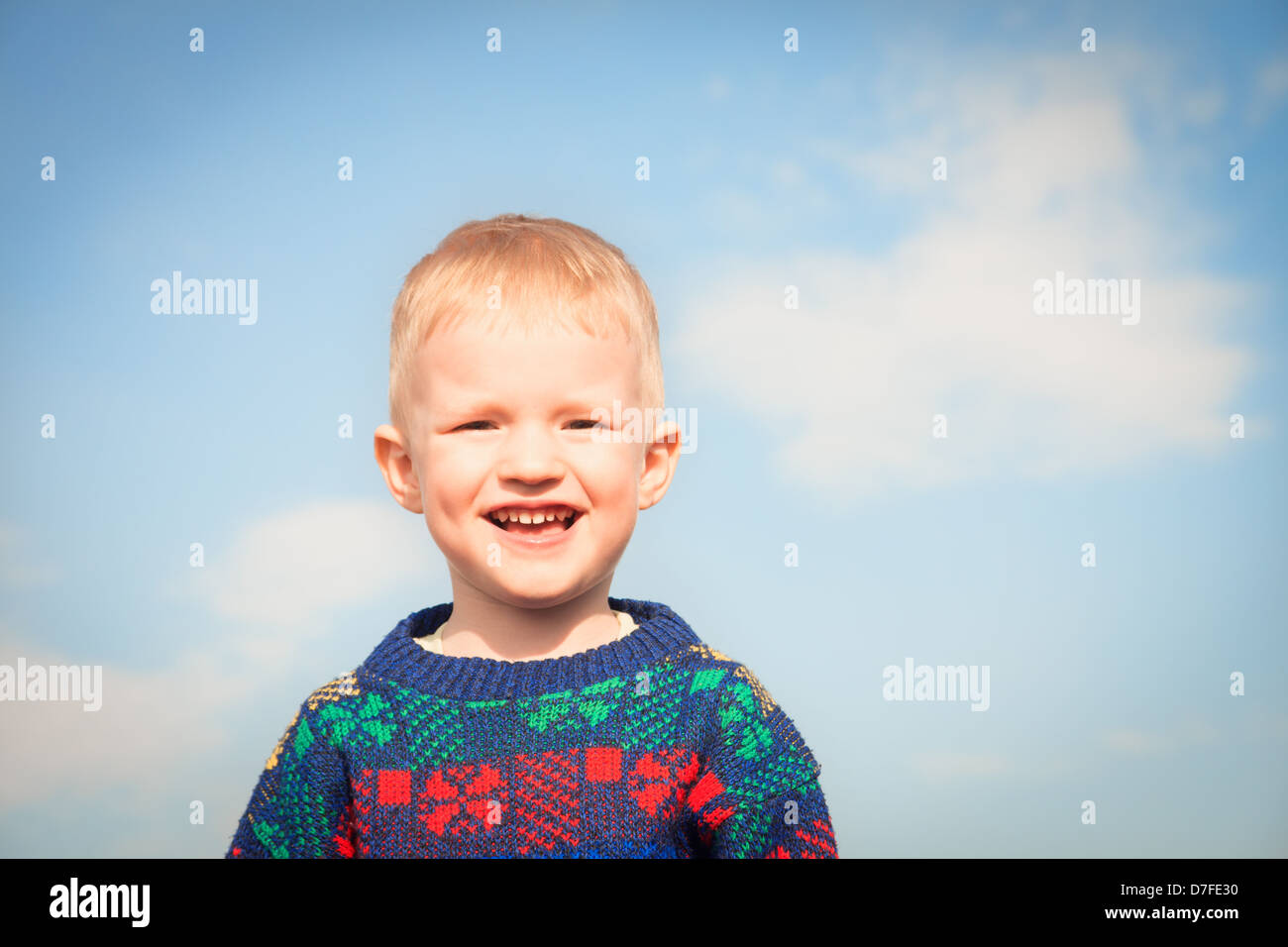 himmelblaue Kind glücklich Glück schöne Sommer Stockfoto