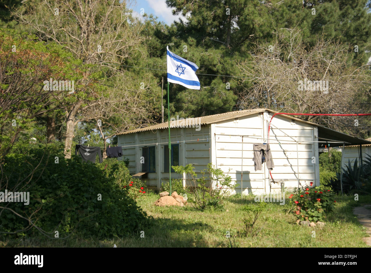 Haus Von Asbest Im Dorf Nes Ammim Stockfoto Bild 56277609 Alamy