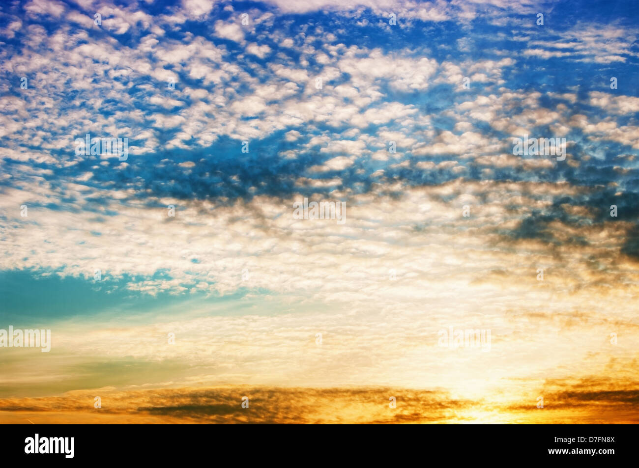 Bunte Wolkengebilde Stockfoto
