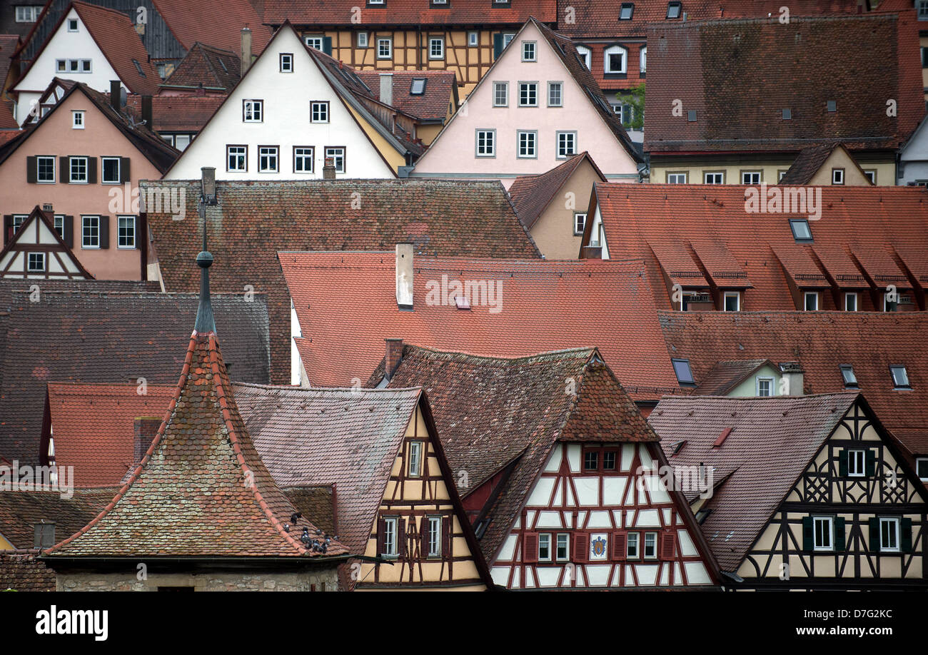 Blick auf die Stadt Schwäbisch Hall, Deutschland, 7. Mai 2013. Nach den deutschen Staat Verbrecher Polizei Büro (LKA), sind Aktivitäten des rassistischen Geheimbund Ku-Klux-Klan in Schwäbisch Hall derzeit durch die Sicherheitsbehörden beobachtet. Foto: MARIJAN MURAT Stockfoto