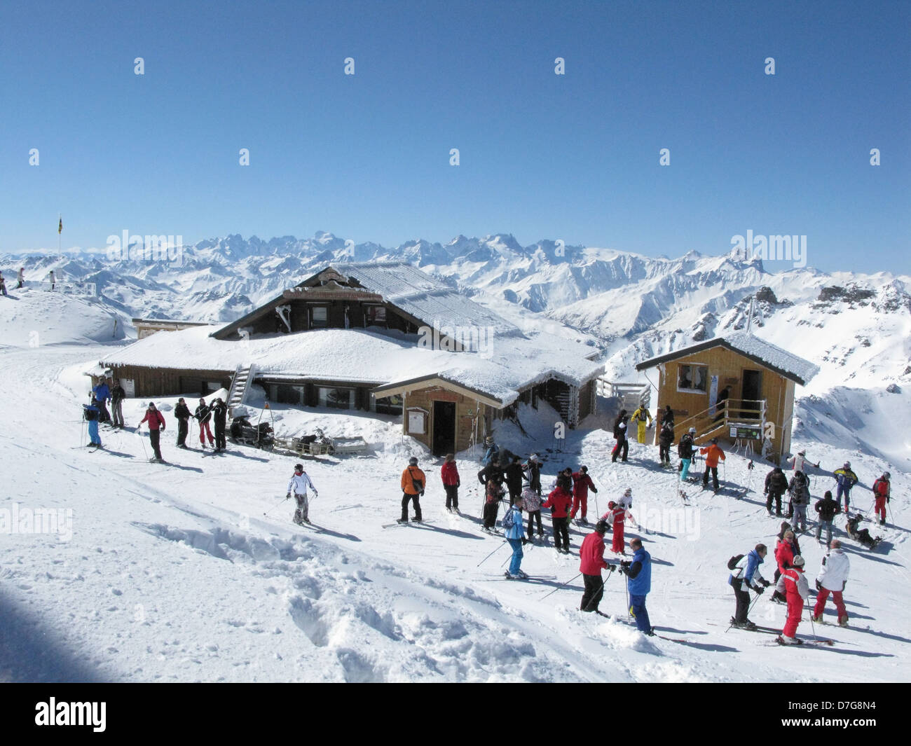 Blick nach Süden von der Spitze des Cime Caron, Val Thorens. Stockfoto