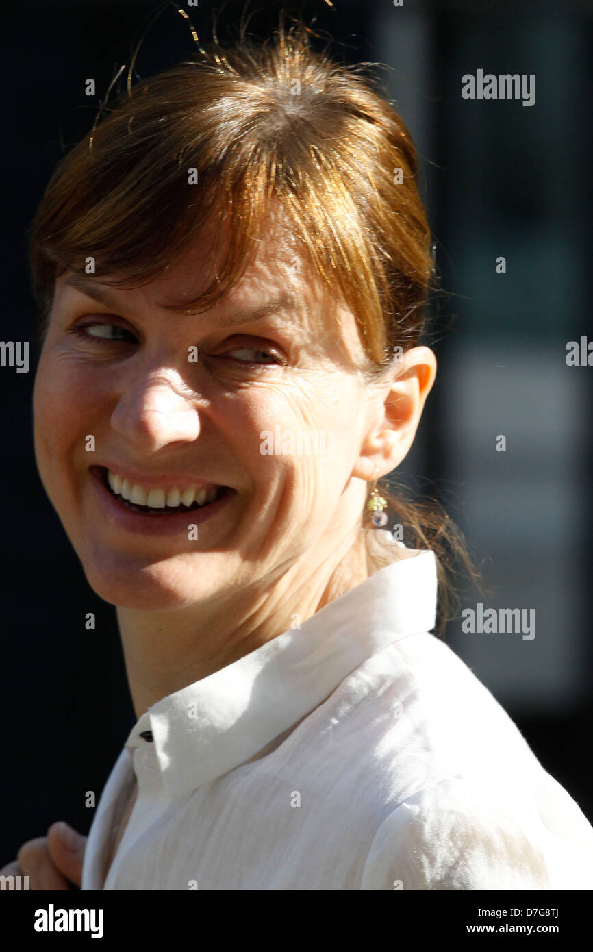 Britischer Journalist, Nachrichtensprecher und Fernsehmoderator Fiona Elizabeth Bruce kommt es zu einem Treffen in 10 Downing Street in Londo Stockfoto